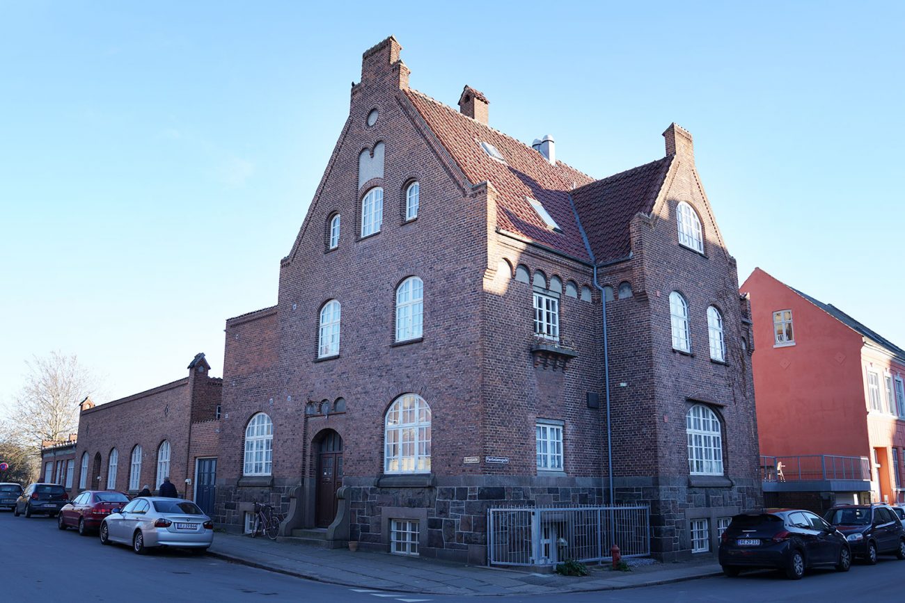 pjentedamsgade 49