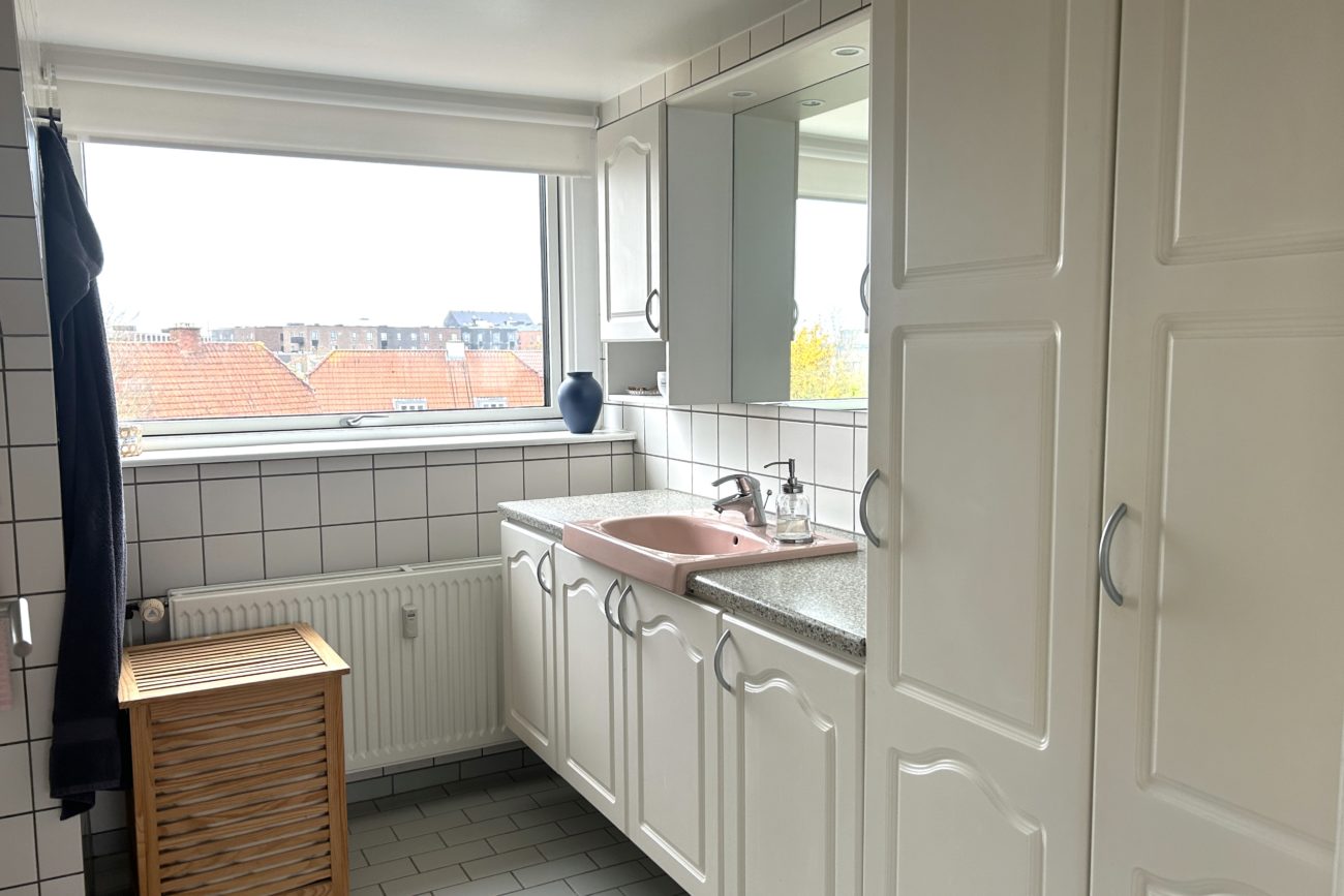 Rugårdsvej 64, 2. sal 5000 Odense